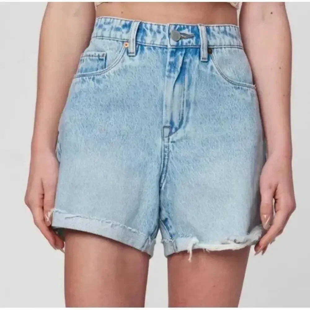 Blank NYC "The Perry" Mom Short Light Wash High Rise‎ Cuffed Hem Women's 26